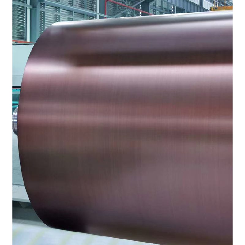 How does the stamping process of stainless steel color plate affect the surface color?